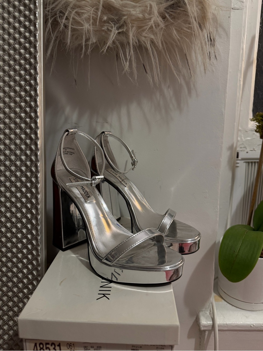 Steve Madden Metallic Silver Platform Heel Sandals